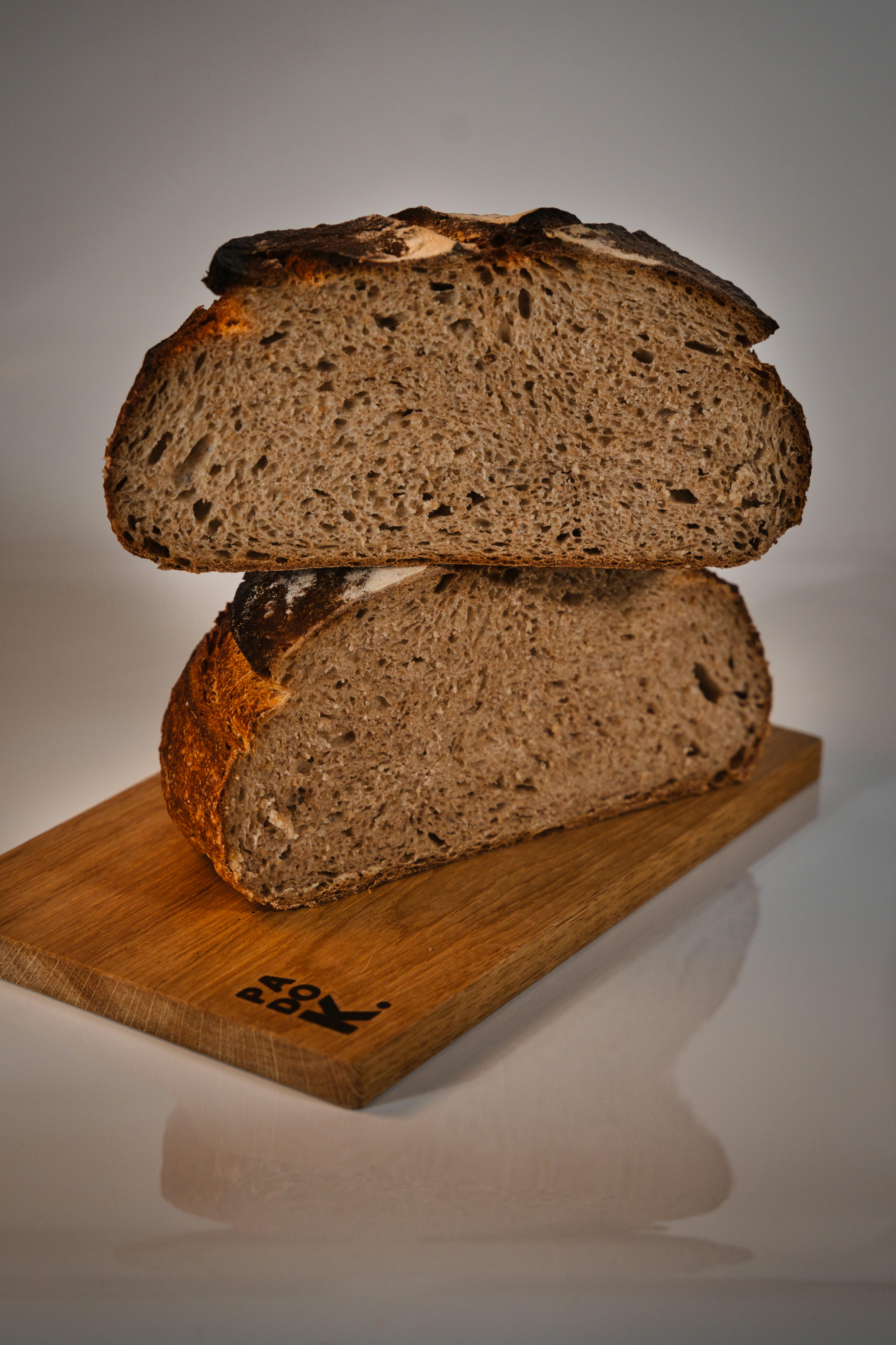 Pain de seigle aux graines